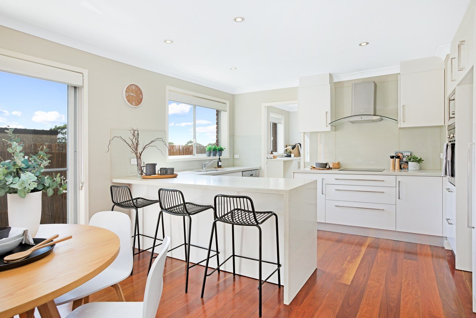 8/8-14 Jacaranda Road, Caringbah NSW 2229, Image 2