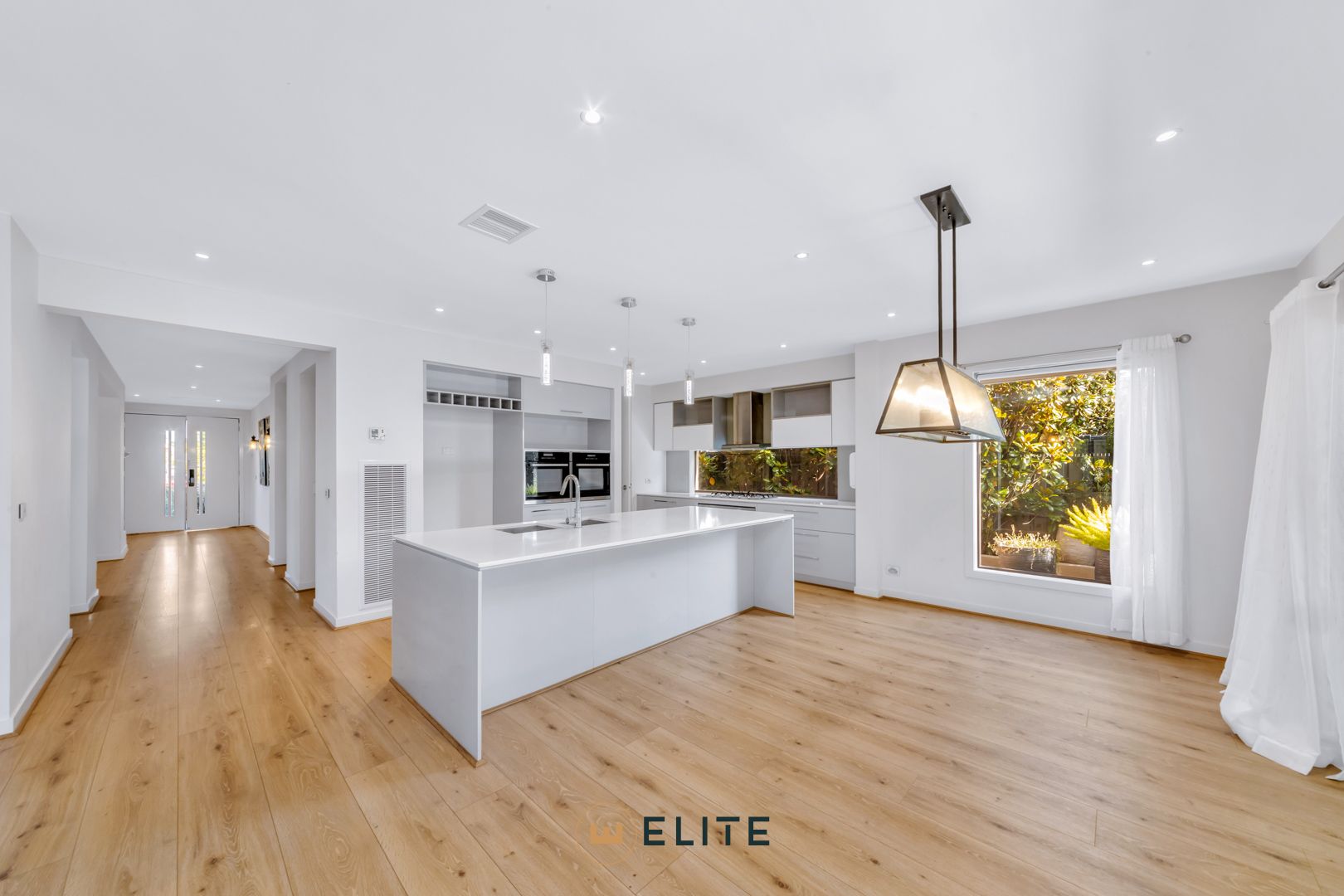 18 Bonnington Boulevard, Clyde North VIC 3978 House For Rent Domain