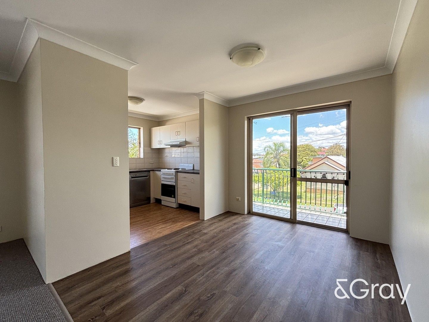 2 bedrooms Apartment / Unit / Flat in 4/19 Rode Road WAVELL HEIGHTS QLD, 4012
