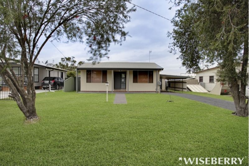 7 Vernon Avenue, Gorokan NSW 2263, Image 0