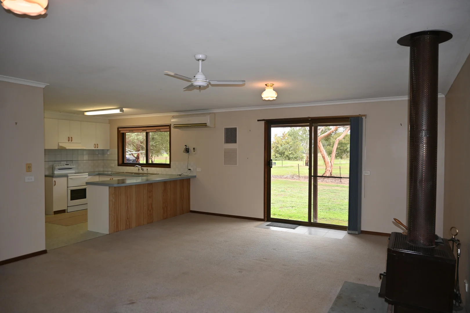 Additional image 3 of 2-4 Giffard Street, Newbridge VIC 3551