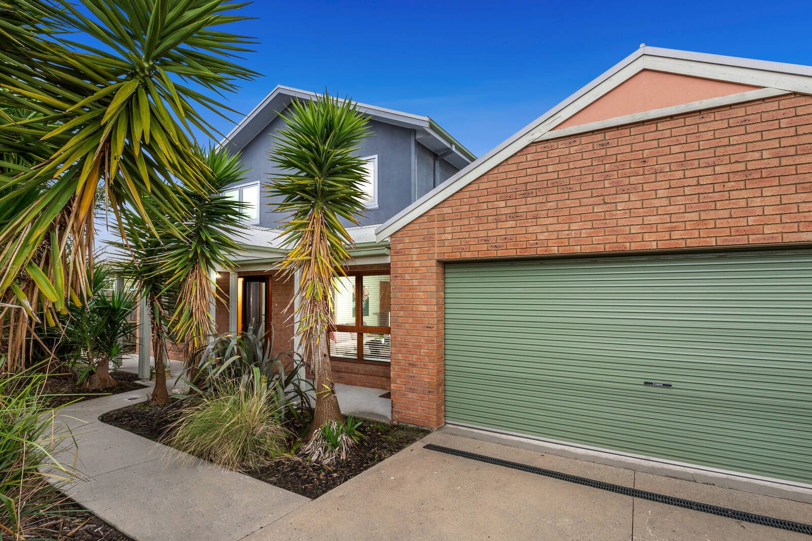 2/27 Ironbark Street, Waurn Ponds VIC 3216