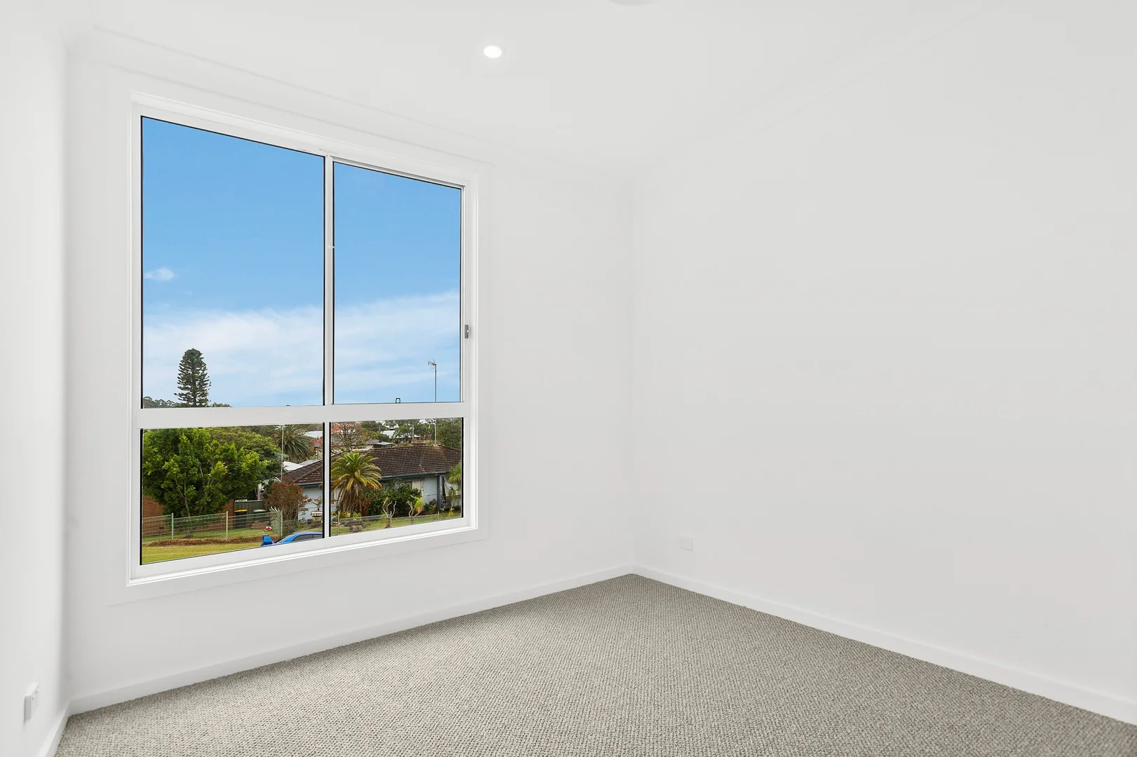 Additional image 6 of 2/3 Lassig Avenue, Mount Warrigal NSW 2528
