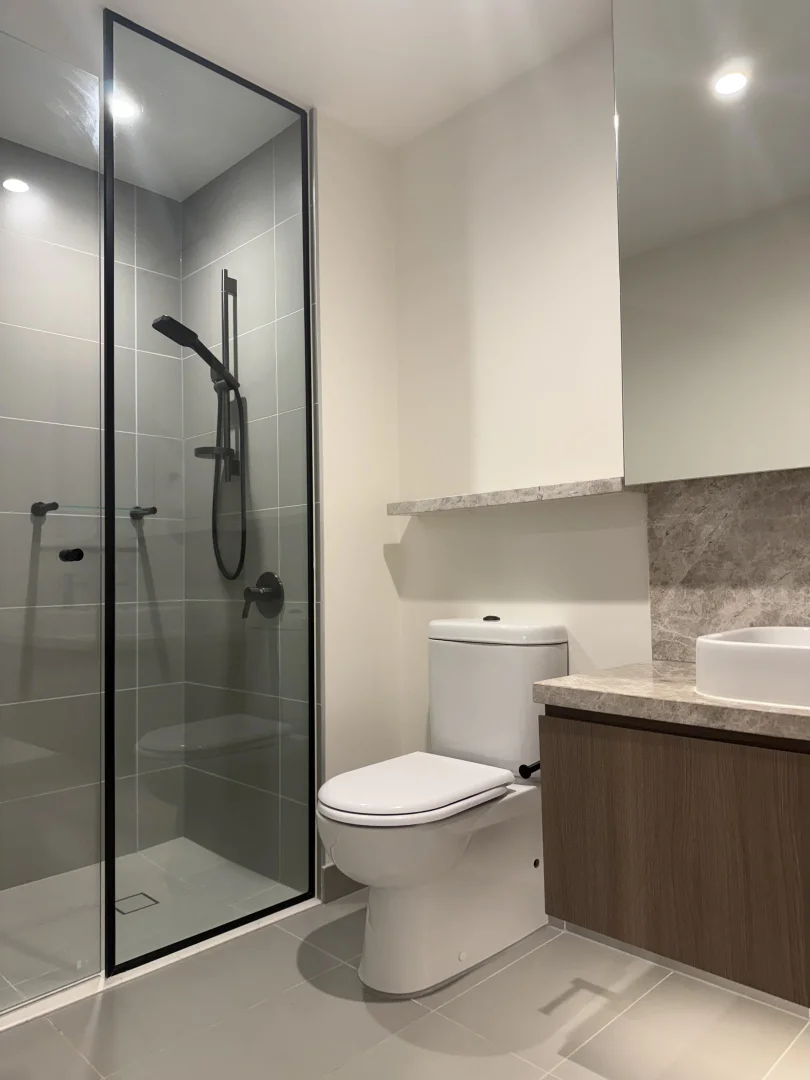3305/23 MacKenzie Street, Melbourne VIC 3000 - Apartment For Rent | Domain