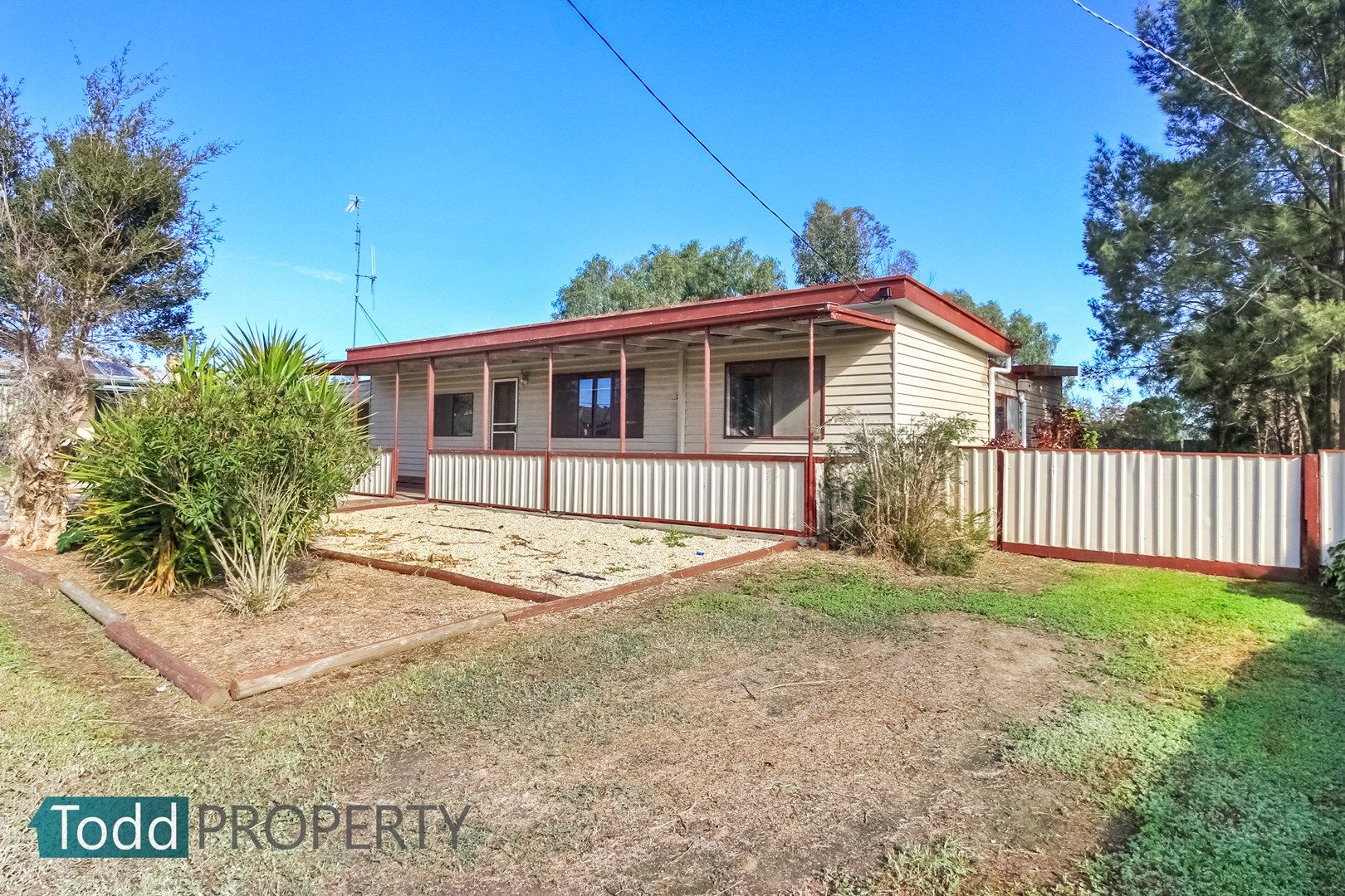 16 McMahon Street, Heathcote VIC 3523, Image 0