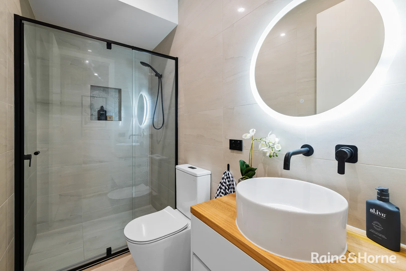 Additional image 22 of 226 Douglas Parade, Newport VIC 3015