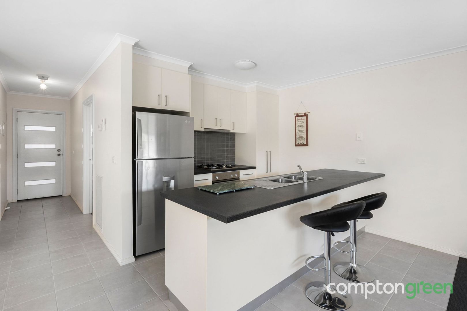 2/60 Tanner Street, Breakwater VIC 3219, Image 2