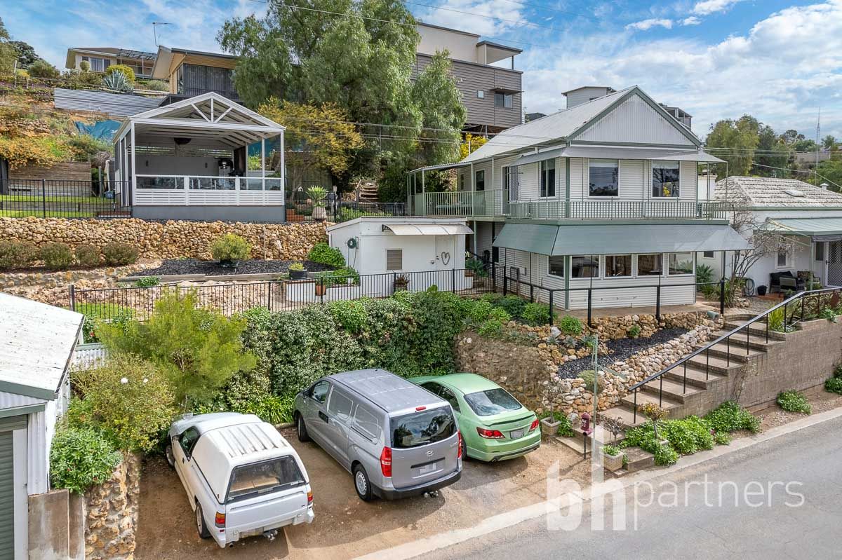 5 bedrooms House in 33 River Lane MANNUM SA, 5238