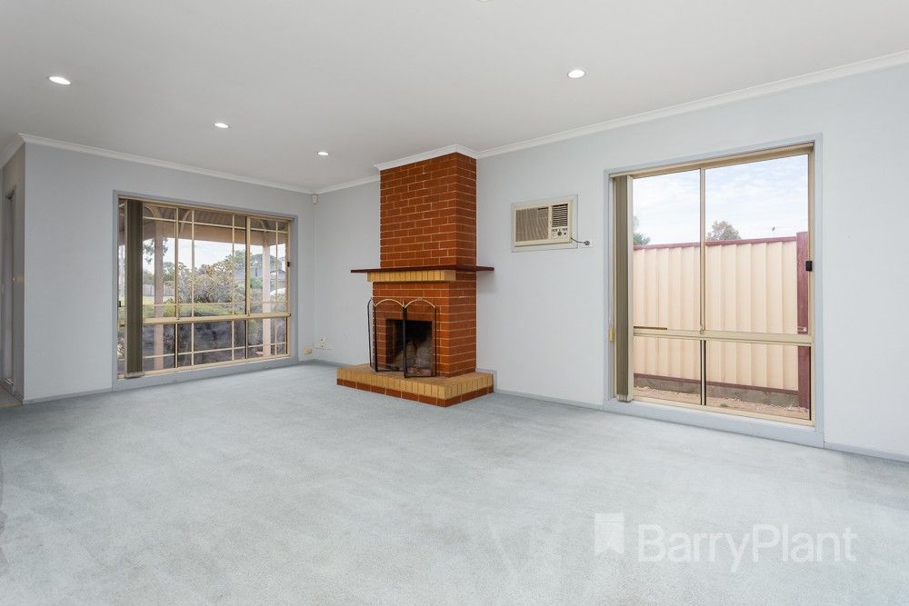 37 Central Avenue, Altona Meadows VIC 3028, Image 2