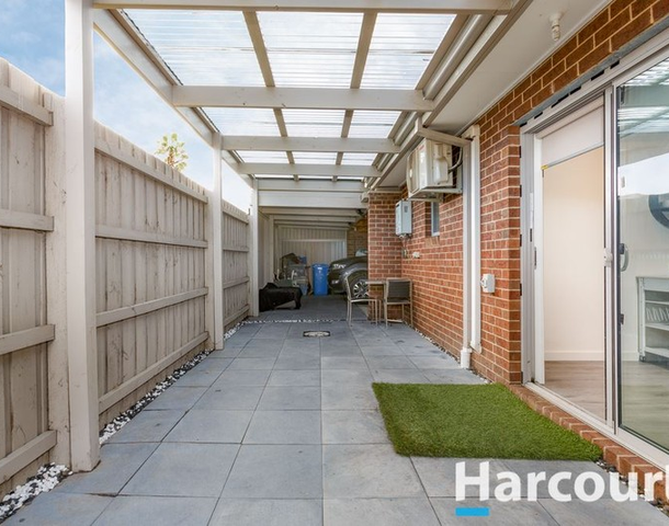 2/9 Privet Court, Doveton VIC 3177