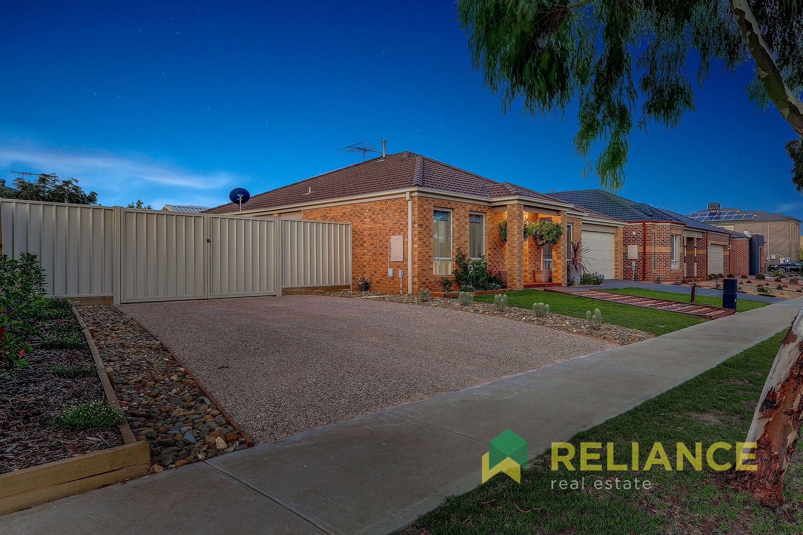 18 ARJUN AVENUE, Harkness VIC 3337, Image 2