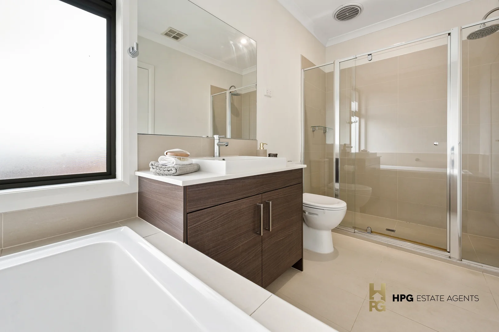 Additional image 13 of 2/40 McNamara Avenue, Airport West VIC 3042