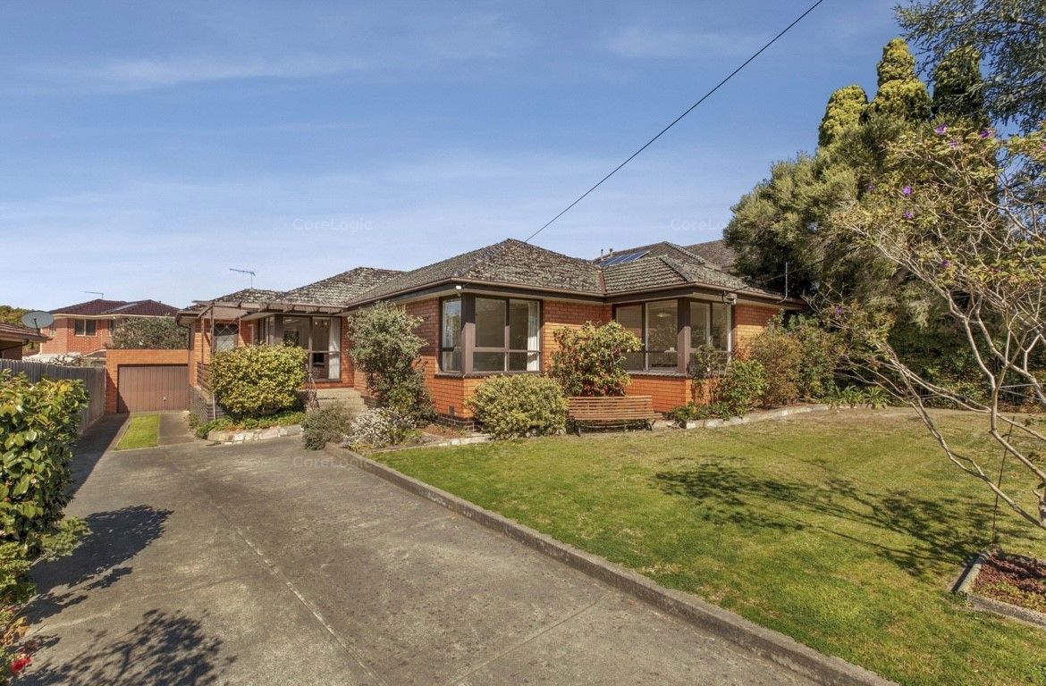 20 Southdown Avenue, Glen Waverley VIC 3150, Image 2