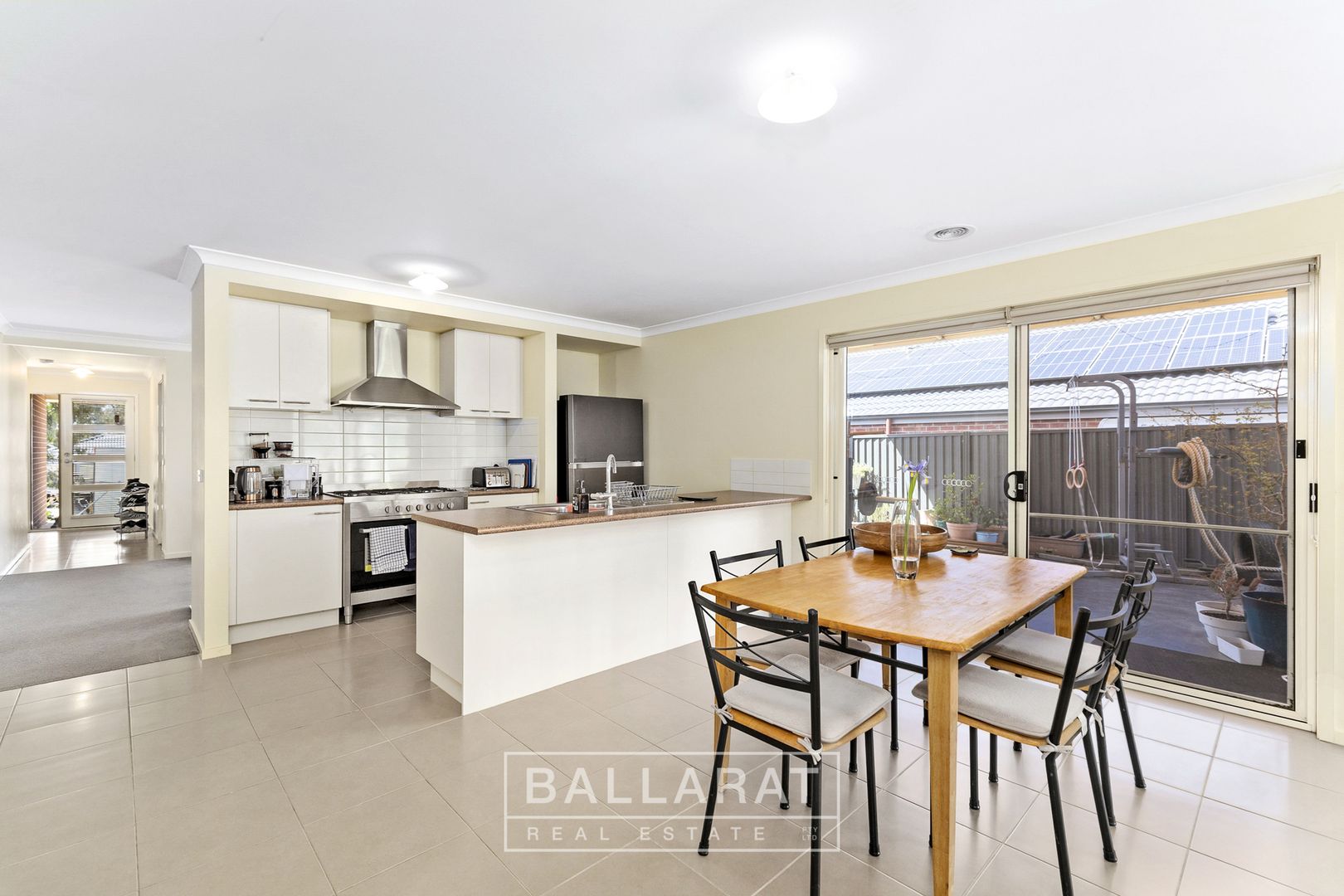 5 Nelmore Court, Ballarat East VIC 3350, Image 2