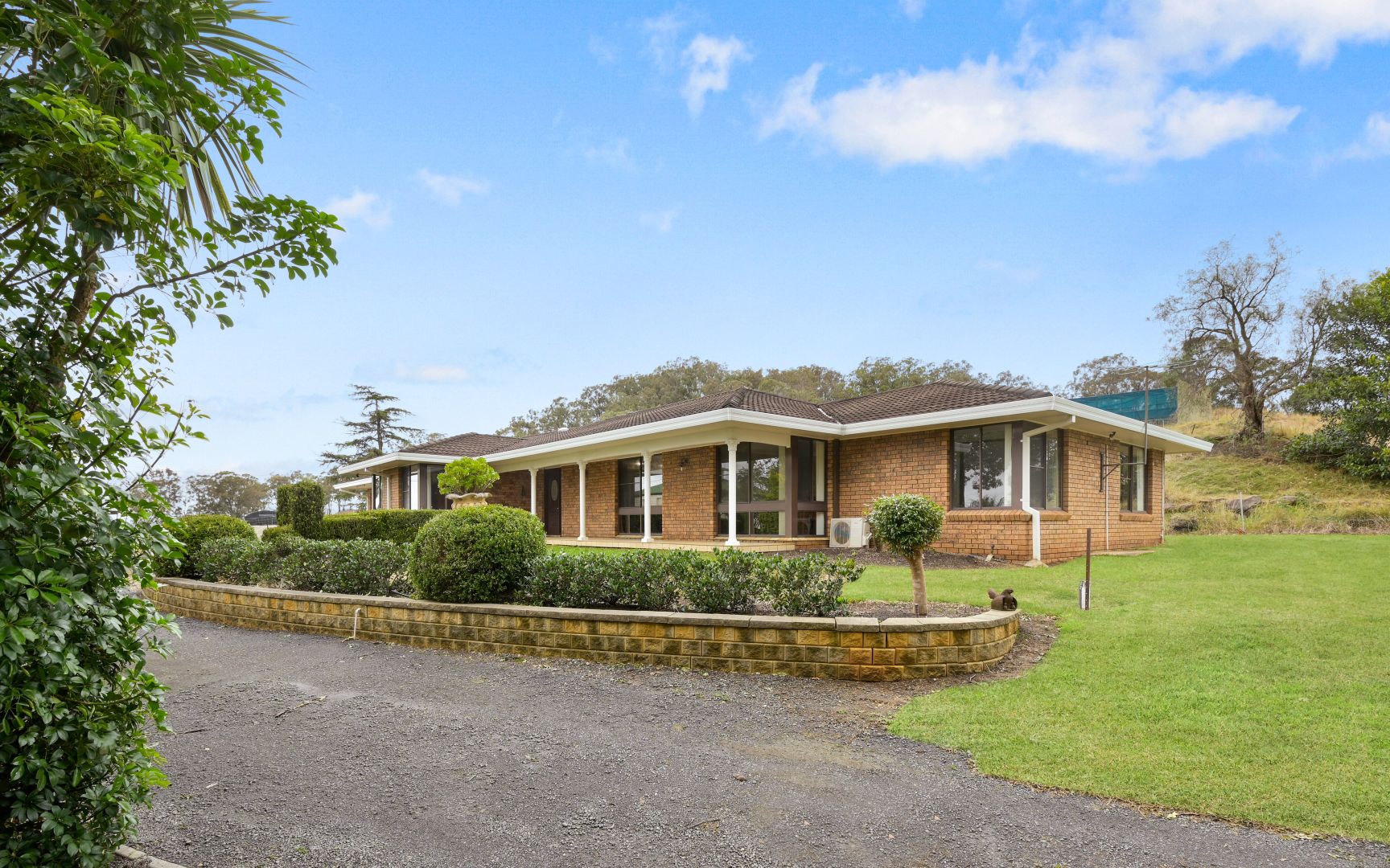 405 Burragorang Road, Glenmore NSW 2570 Domain