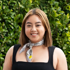 Teresa Nguyen, Sales representative