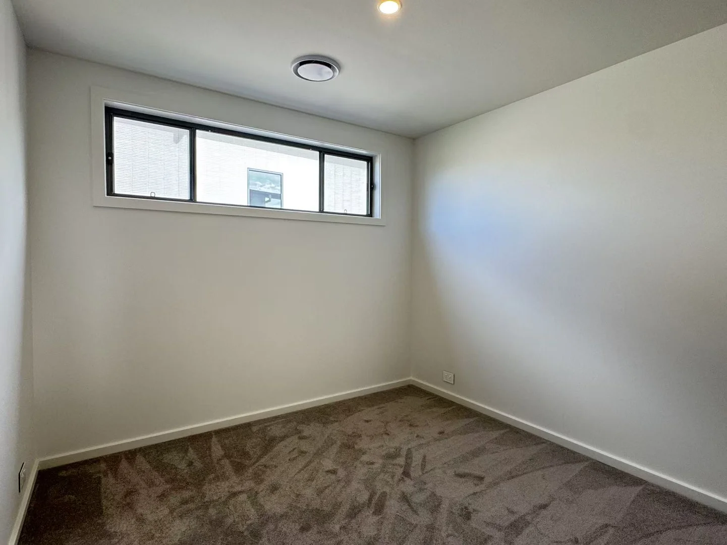 Additional image 7 of 16 Kersbrook Terrace, Gledswood Hills NSW 2557