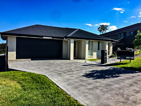 34 Floresta Crescent, Cameron Park NSW 2285