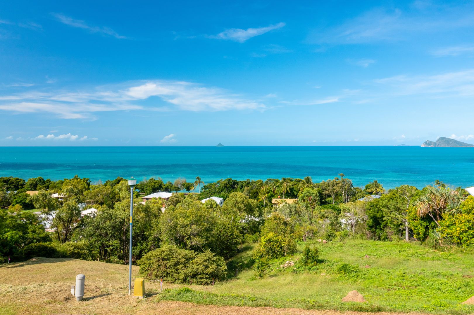 15 Blackcurrant Drive, Hideaway Bay QLD 4800, Image 2