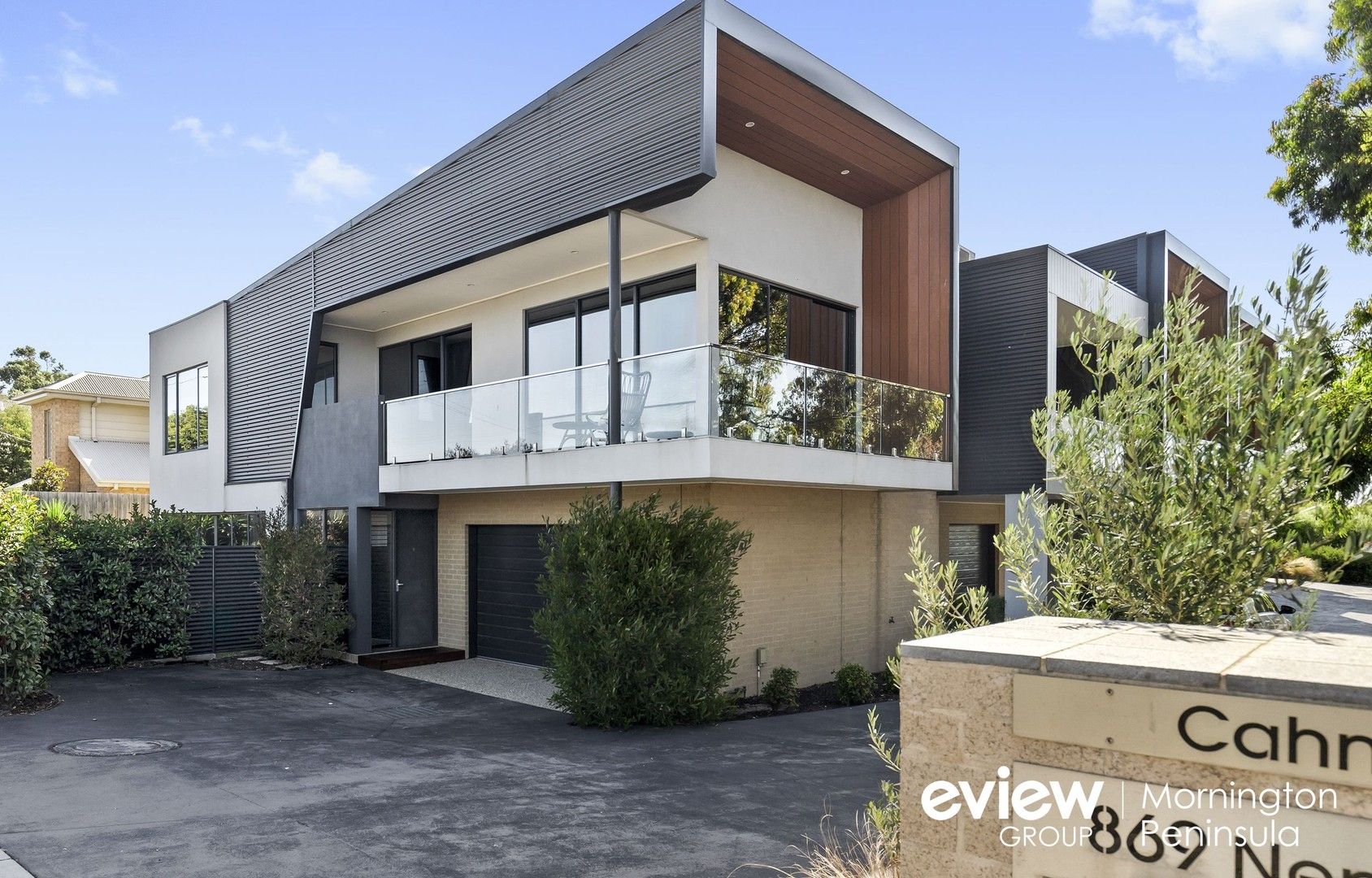 3 bedrooms Townhouse in 1 Cahn Place MORNINGTON VIC, 3931
