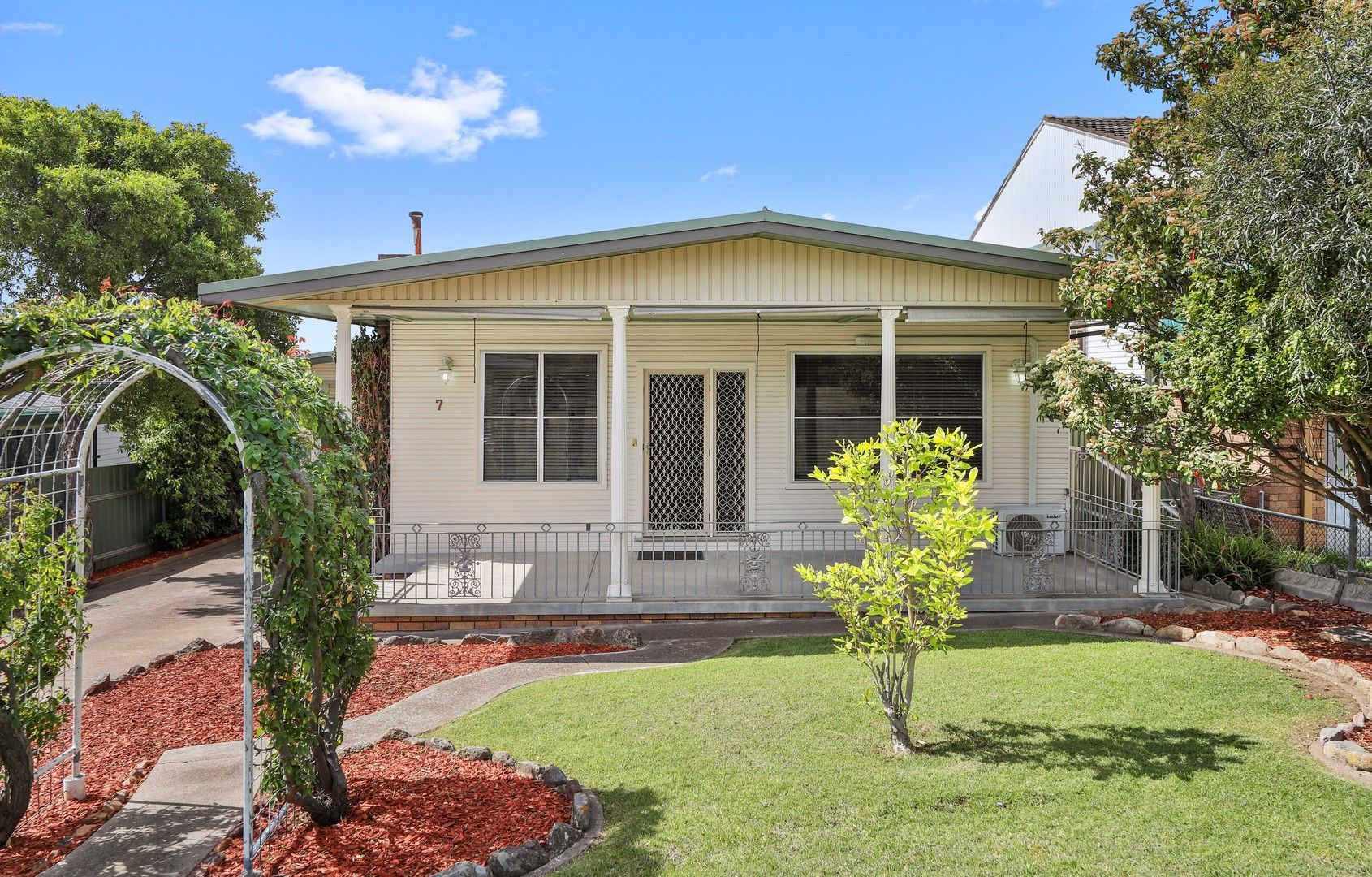 3 bedrooms House in 7 Donaldson Street MUSWELLBROOK NSW, 2333