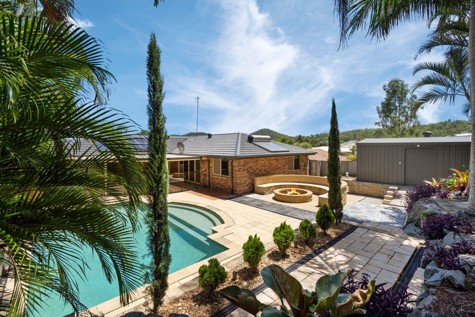 4 Raymond Crt, Mount Warren Park QLD 4207, Image 1