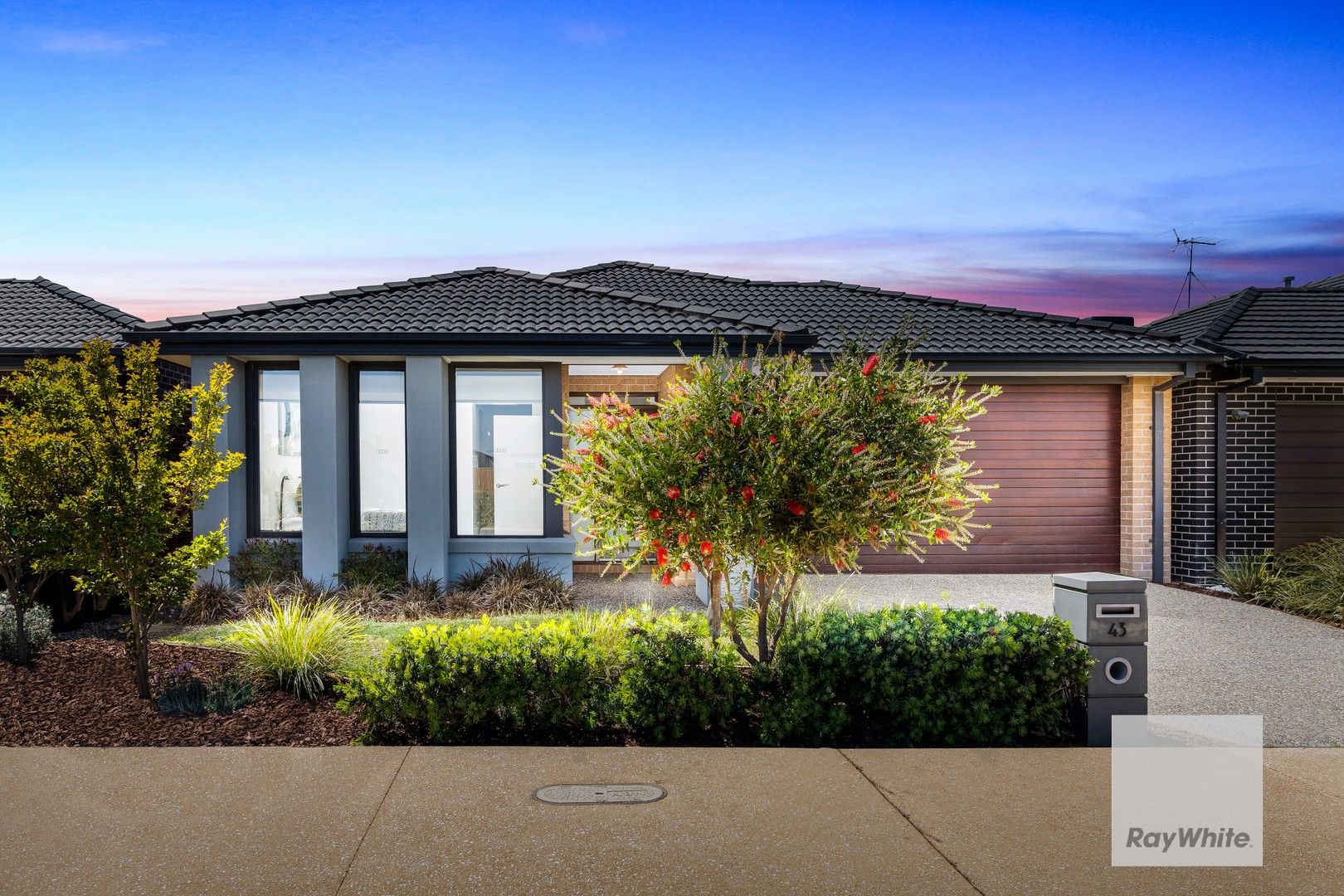 4 bedrooms House in 43 Trooper Drive AINTREE VIC, 3336