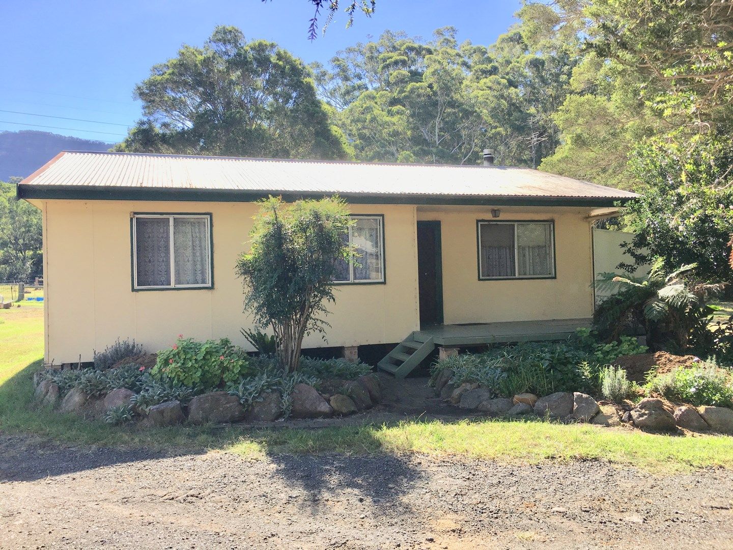 70 Paynes Road, Kembla Grange NSW 2526, Image 0