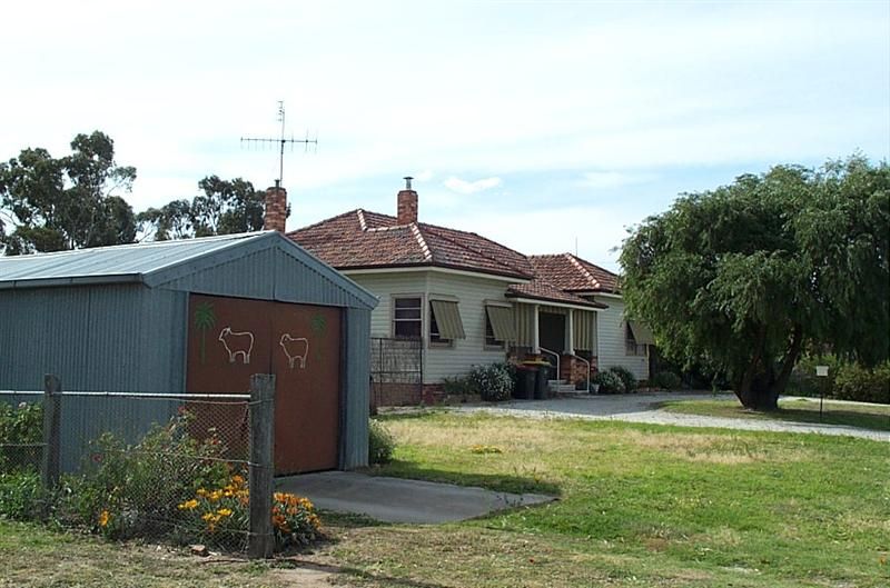 3 Upper Roy Street, JEPARIT VIC 3423, Image 1