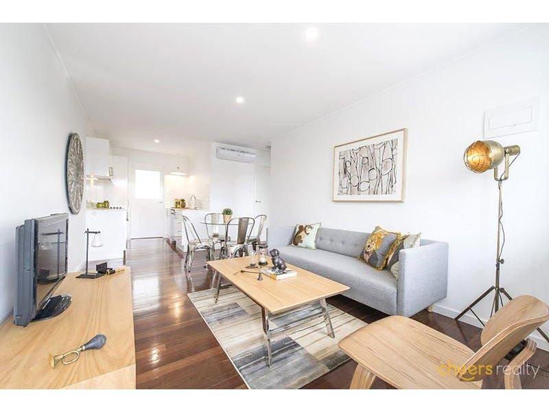 2 bedrooms Apartment / Unit / Flat in 2/47 St Leonards Street COORPAROO QLD, 4151