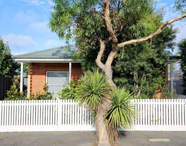 7 coquette street geelong west sale