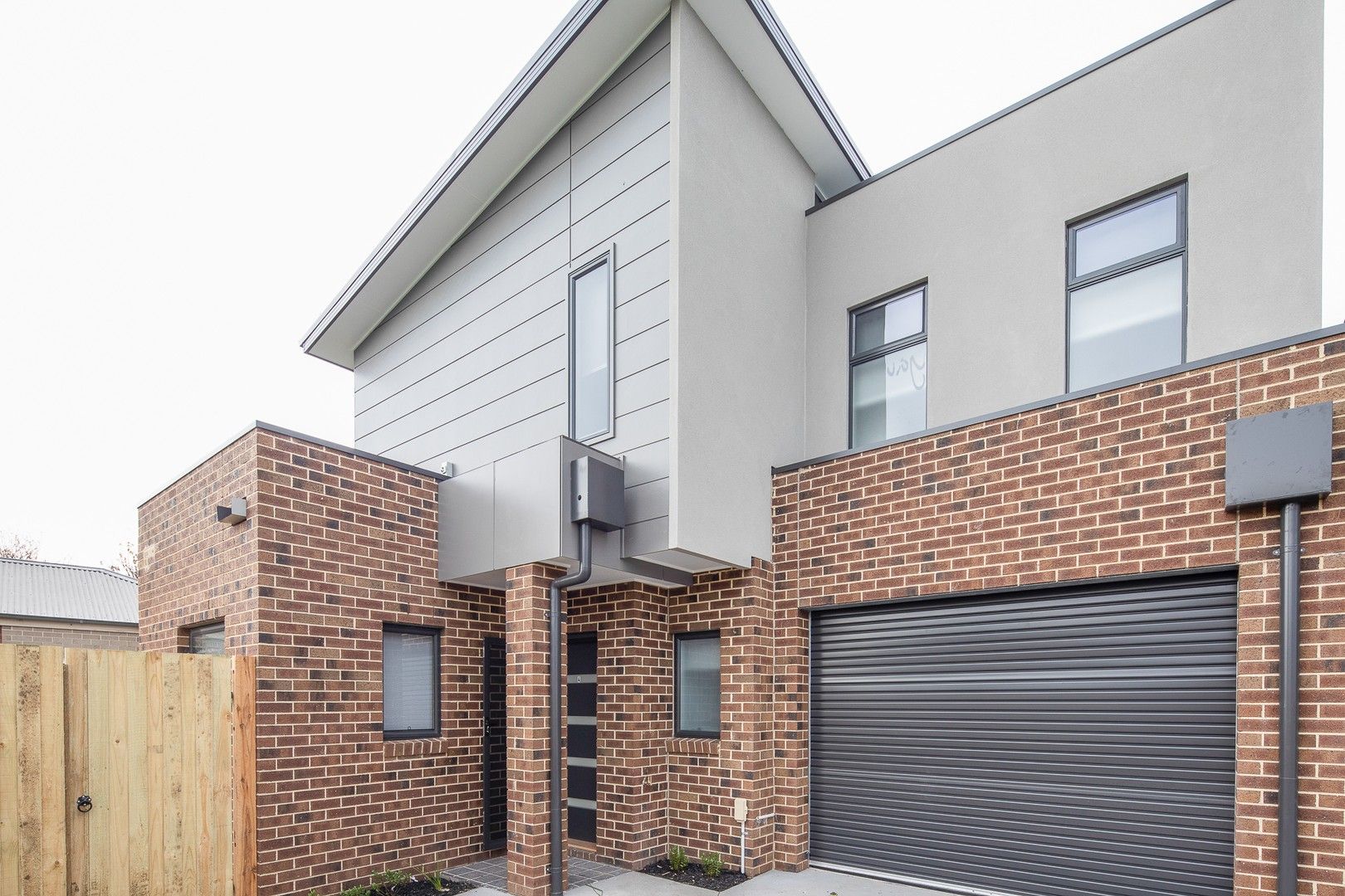2 bedrooms Townhouse in 4/142 Cuthbert Street BROADMEADOWS VIC, 3047