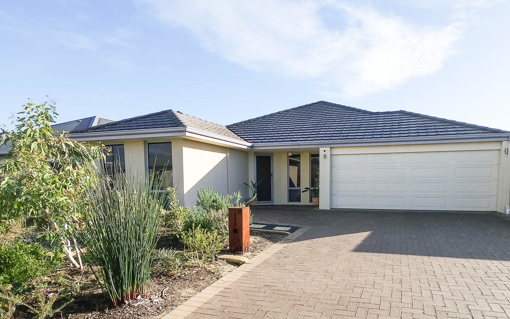 10 Pierre Bend, Ellenbrook WA 6069 House For Rent Domain