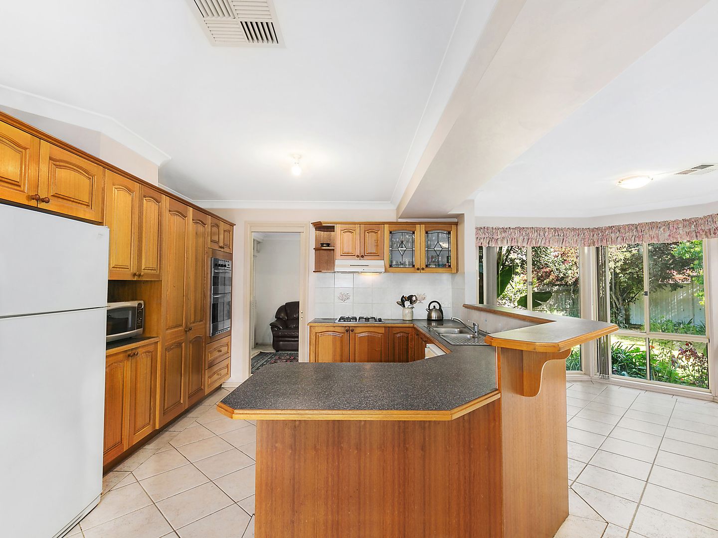 2 Brickendon Court, Wattle Grove NSW 2173, Image 1