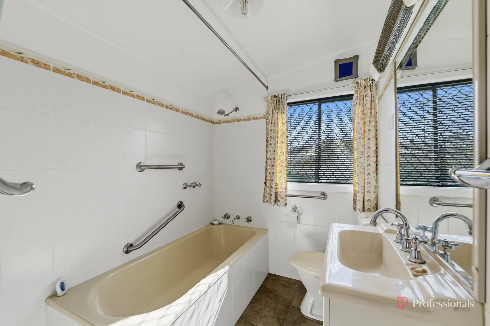 Additional image 4 of 282 Dumaresq Street, Armidale NSW 2350