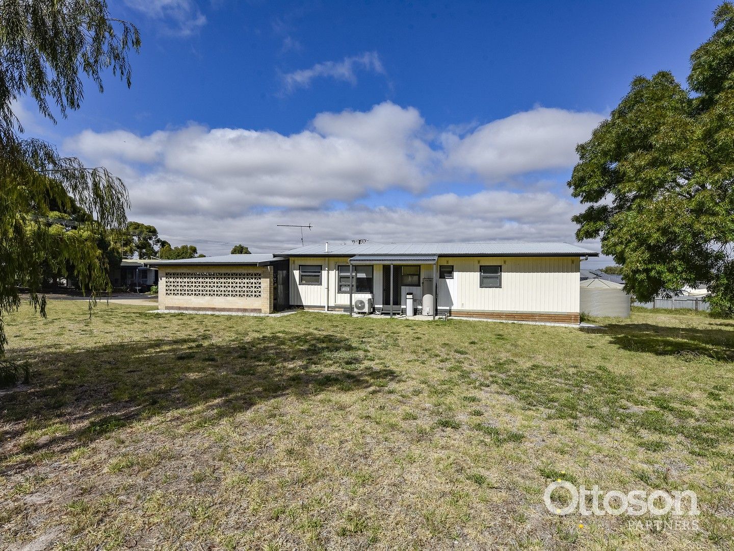 27 Fordham Avenue, Naracoorte SA 5271, Image 0