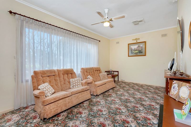 170 Ridley Road, Elizabeth Grove SA 5112, Image 2