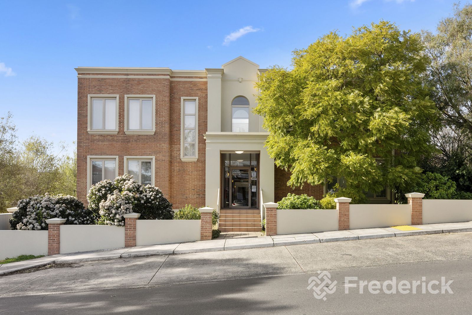 2/14 Anderson Street, Templestowe VIC 3106, Image 0