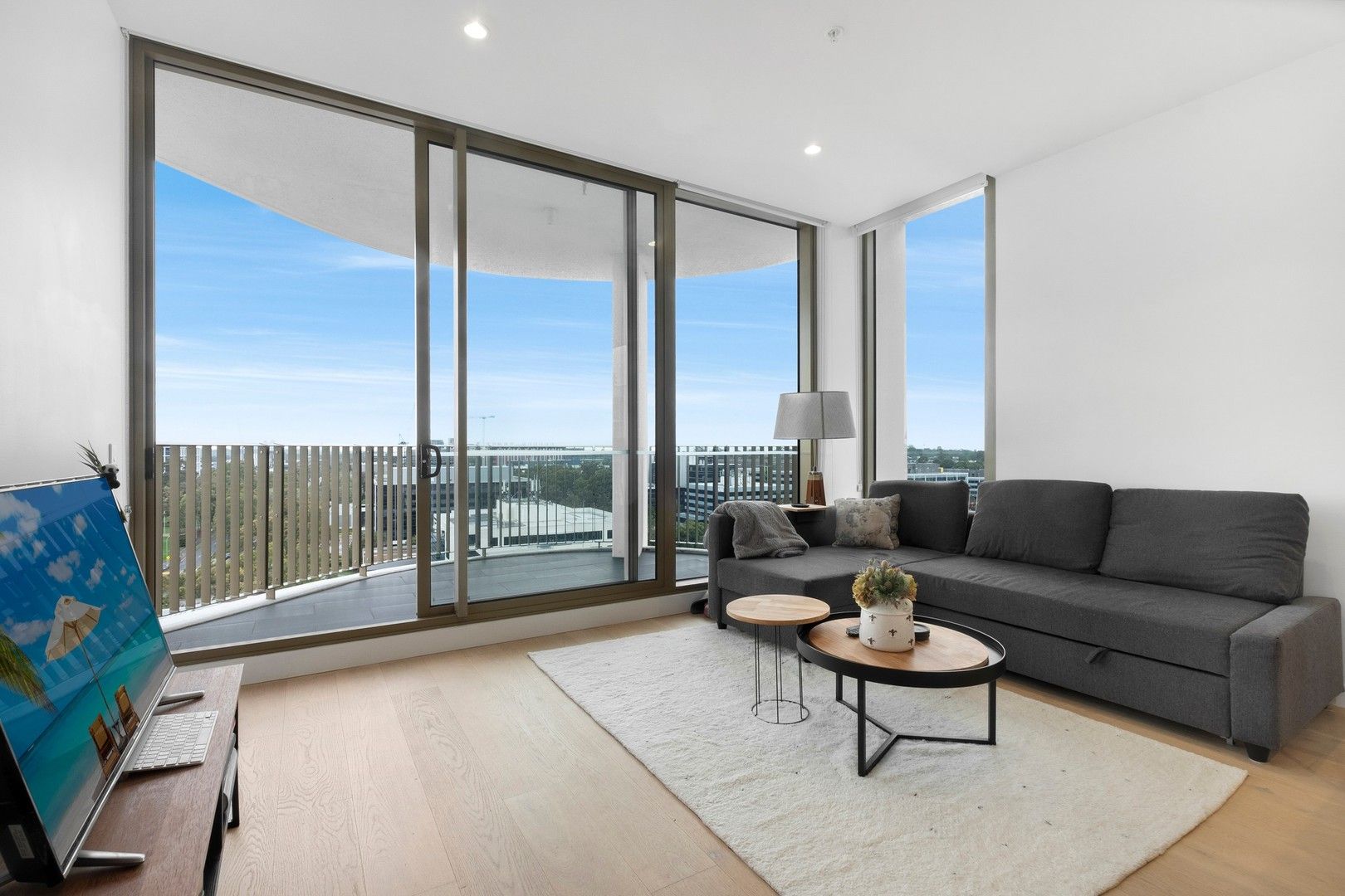 1 bedrooms Apartment / Unit / Flat in A1702/80 Waterloo Road MACQUARIE PARK NSW, 2113