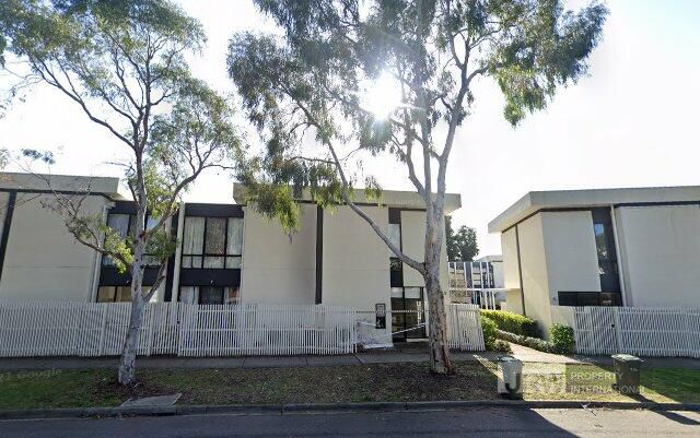 2 bedrooms Townhouse in 4/100 Enterprise Dr. BUNDOORA VIC, 3083