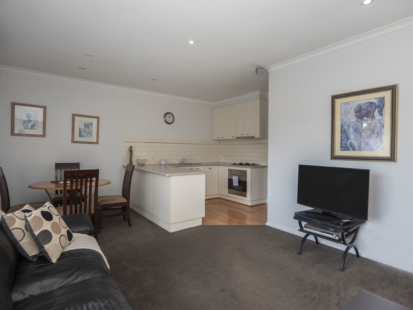 2/5 Ware Court, Shepparton VIC 3630, Image 2