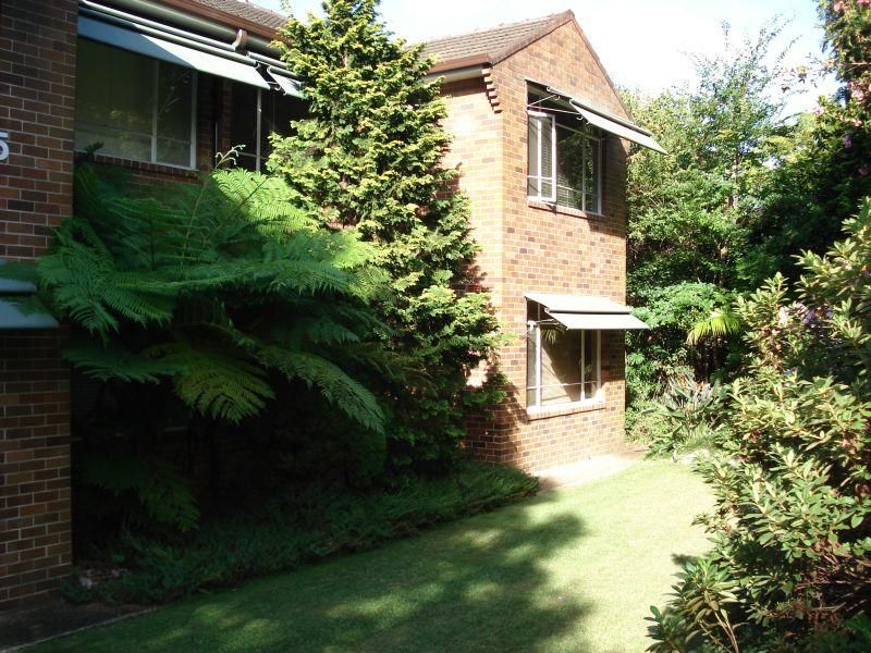 2 bedrooms Apartment / Unit / Flat in 4/85 Werona Ave. GORDON NSW, 2072