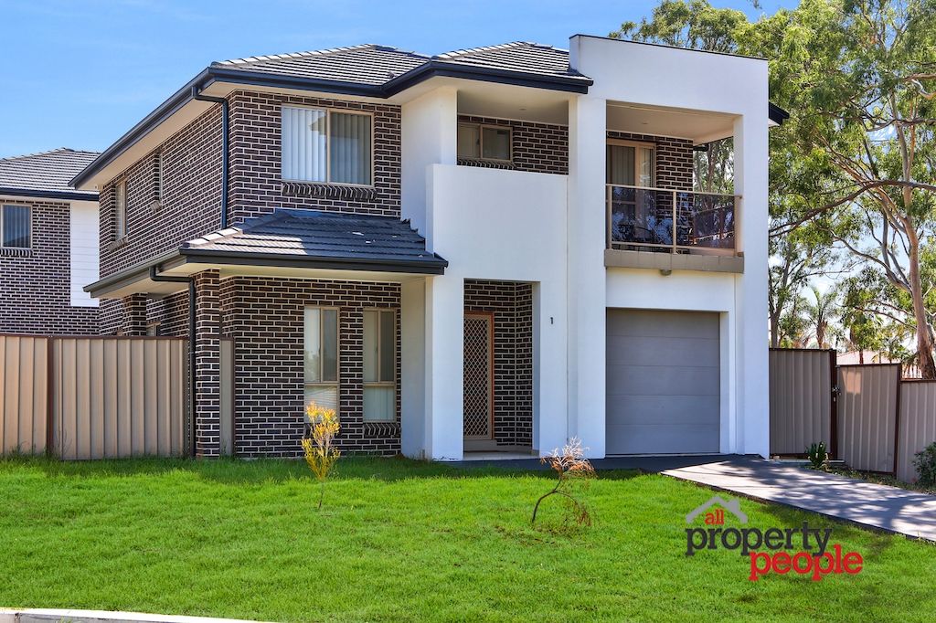 1/16 Groundsel Avenue, Macquarie Fields NSW 2564, Image 0