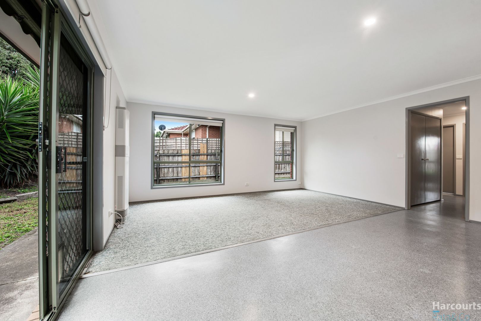 2/73 Grand Parade, Epping VIC 3076, Image 2