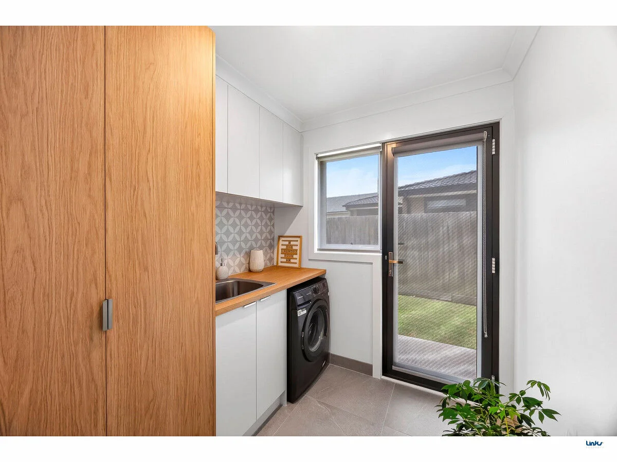 Additional image 9 of 31A Barnfather Street, Thomson VIC 3219