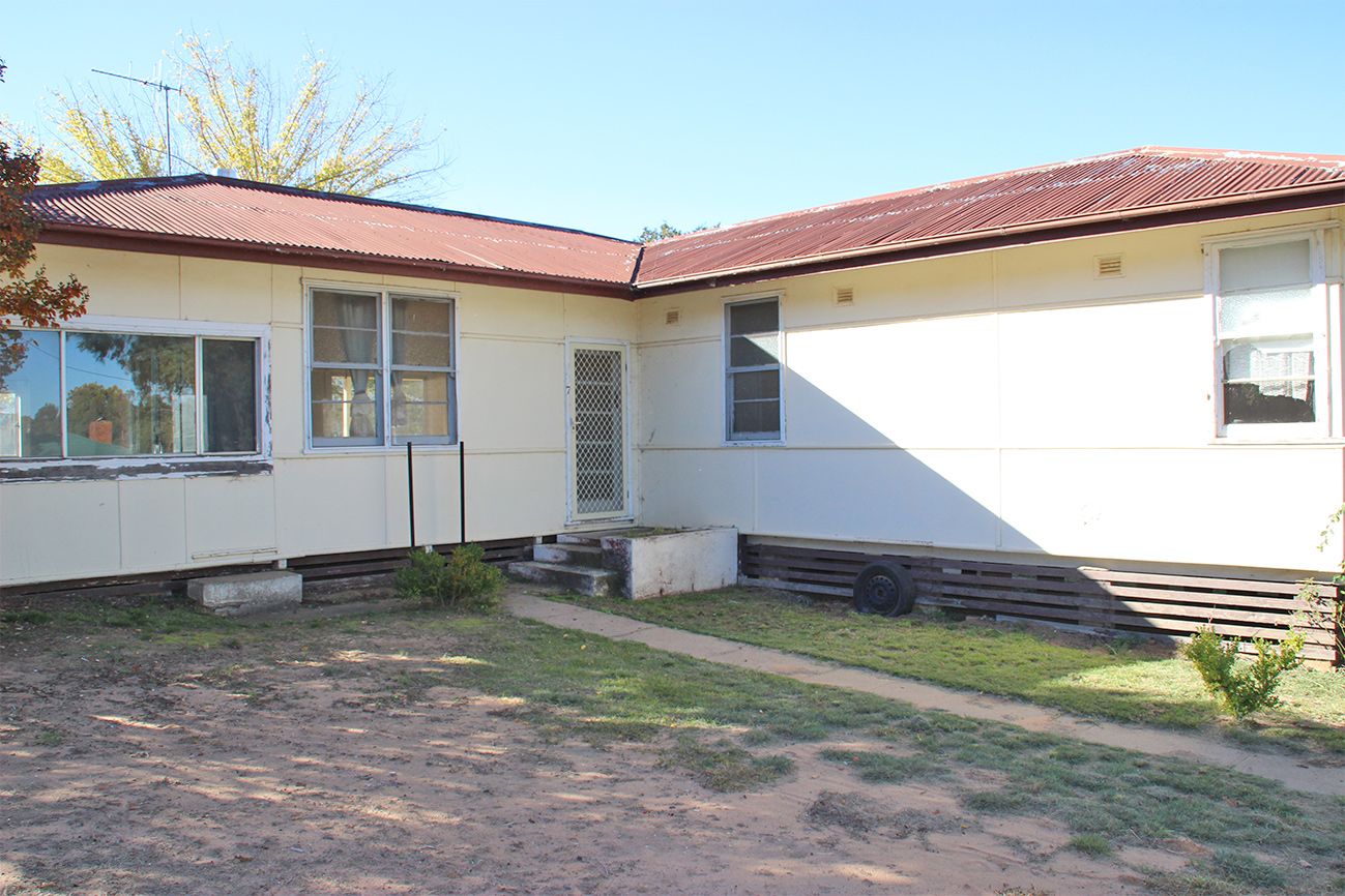 7 CLARKE STREET, Coonabarabran NSW 2357, Image 0