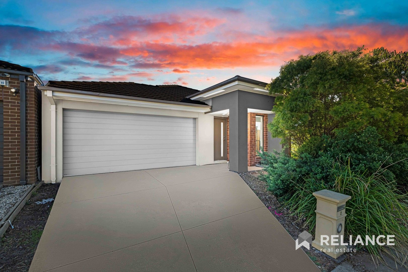 4 bedrooms House in 2 Tuncurry Road POINT COOK VIC, 3030