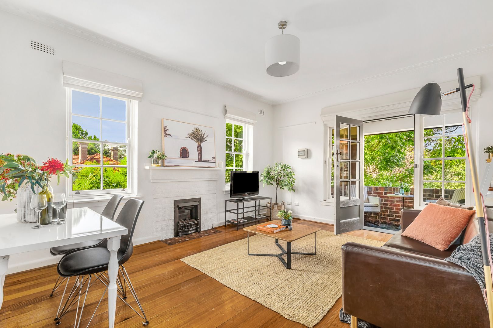 12/17 Charnwood Grove, St Kilda Property History & Address Research