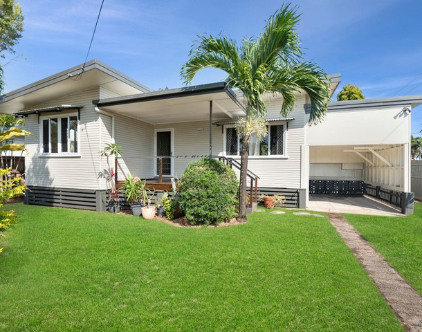 18 Earl Street, Westcourt QLD 4870