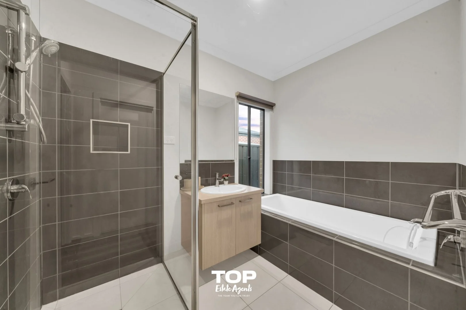 Additional image 18 of 54 Adriatic Circuit, Clyde VIC 3978